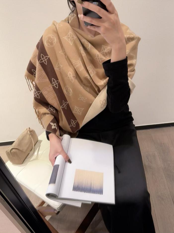designer,replica,clothing,fake,1:1,lv,luxury,high quality LV scarf (J086C) designer,replica,clothing,fake,1:1,lv,luxury,high quality LV scarf (J086C)