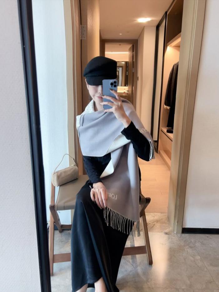 designer,replica,clothing,fake,1:1,lv,luxury,high quality Loewe’s gorgeous new mohair scarf (GRAVJ) designer,replica,clothing,fake,1:1,lv,luxury,high quality Loewe’s gorgeous new mohair scarf (GRAVJ)