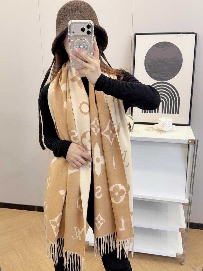 designer,replica,clothing,fake,1:1,lv,luxury,high quality LV Fluffygram Scarf (ZE92H) designer,replica,clothing,fake,1:1,lv,luxury,high quality LV Fluffygram Scarf (ZE92H)