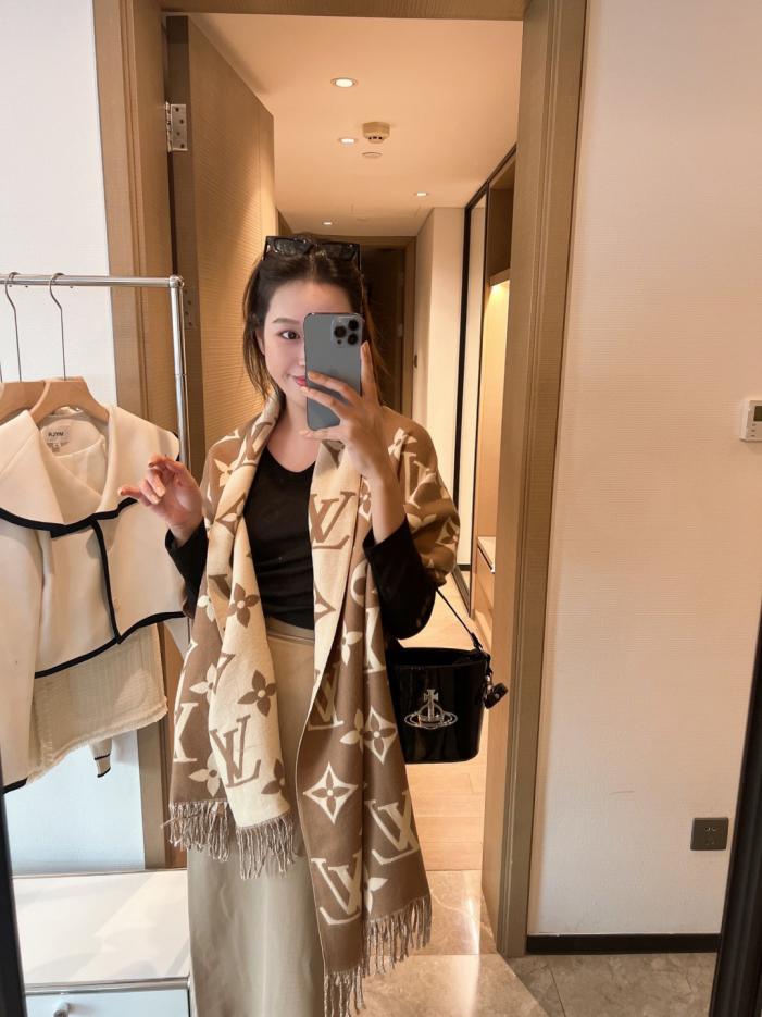 designer,replica,clothing,fake,1:1,lv,luxury,high quality LV boutique’s hot-selling new scarf (FMLIA) designer,replica,clothing,fake,1:1,lv,luxury,high quality LV boutique’s hot-selling new scarf (FMLIA)