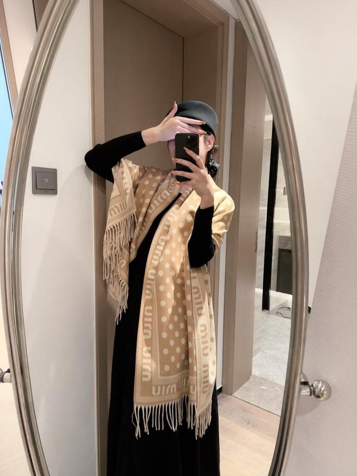 designer,replica,clothing,fake,1:1,lv,luxury,high quality MIUMIU Scarf (GG6GY) designer,replica,clothing,fake,1:1,lv,luxury,high quality MIUMIU Scarf (GG6GY)
