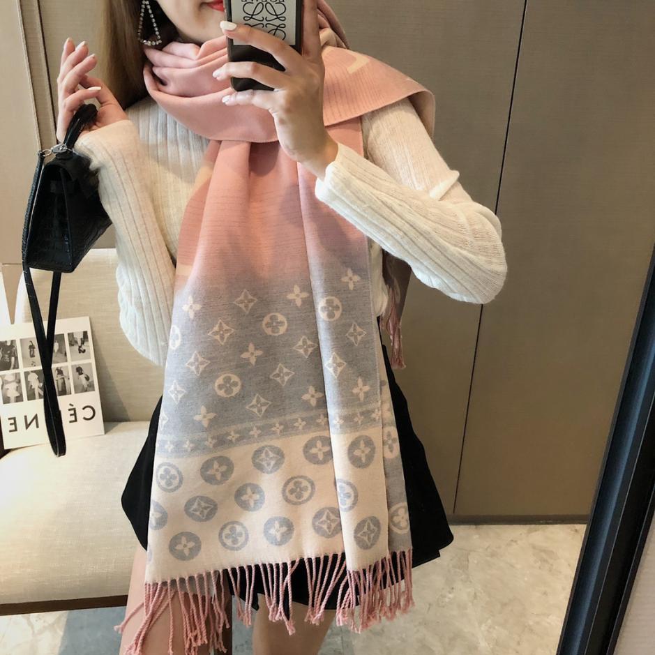 designer,replica,clothing,fake,1:1,lv,luxury,high quality LV Transitional Color Long Beard Scarf (IN0GL) designer,replica,clothing,fake,1:1,lv,luxury,high quality LV Transitional Color Long Beard Scarf (IN0GL)