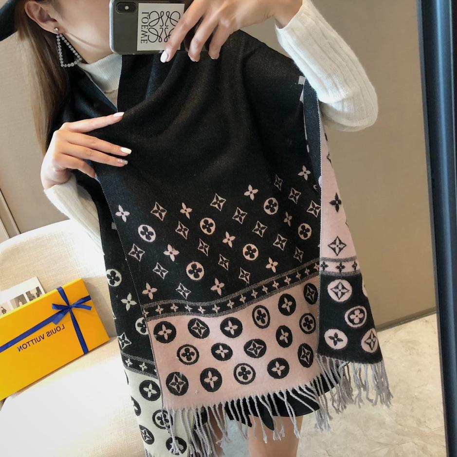 designer,replica,clothing,fake,1:1,lv,luxury,high quality LV Transitional Color Long Beard Scarf (KMCWN) designer,replica,clothing,fake,1:1,lv,luxury,high quality LV Transitional Color Long Beard Scarf (KMCWN)