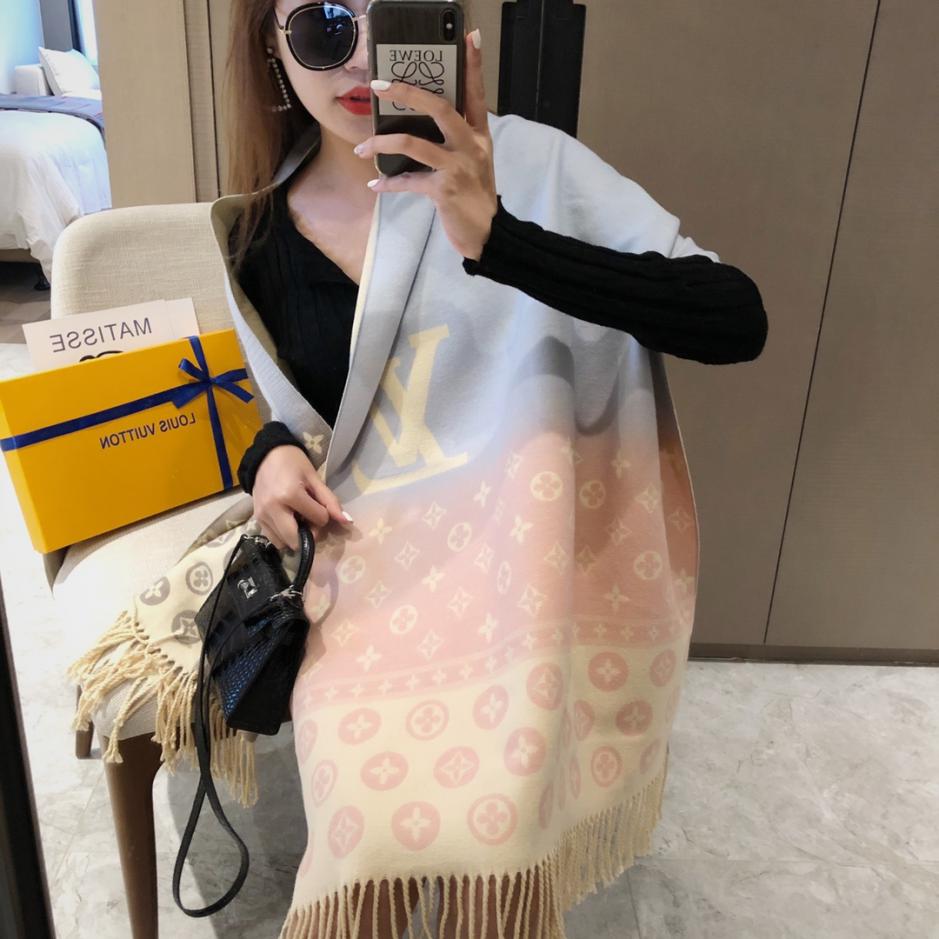 designer,replica,clothing,fake,1:1,lv,luxury,high quality LV Transitional Color Long Beard Scarf (M062I) designer,replica,clothing,fake,1:1,lv,luxury,high quality LV Transitional Color Long Beard Scarf (M062I)