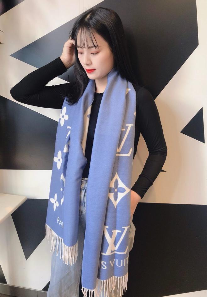 designer,replica,clothing,fake,1:1,lv,luxury,high quality Louis Vuitton premium rabbit fur scarf/shawl with classic four-leaf clover pattern (GSEQC) designer,replica,clothing,fake,1:1,lv,luxury,high quality Louis Vuitton premium rabbit fur scarf/shawl with classic four-leaf clover pattern (GSEQC)