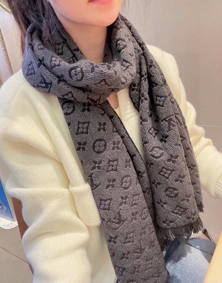 designer,replica,clothing,fake,1:1,lv,luxury,high quality LV Men’s Scarf (U053U) designer,replica,clothing,fake,1:1,lv,luxury,high quality LV Men’s Scarf (U053U)