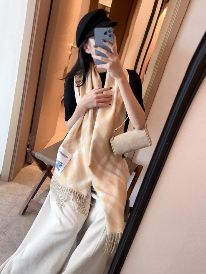 designer,replica,clothing,fake,1:1,lv,luxury,high quality Burberry’s latest boutique style, 100% premium silk cashmere, unisex scarf (WG9DW) designer,replica,clothing,fake,1:1,lv,luxury,high quality Burberry’s latest boutique style, 100% premium silk cashmere, unisex scarf (WG9DW)