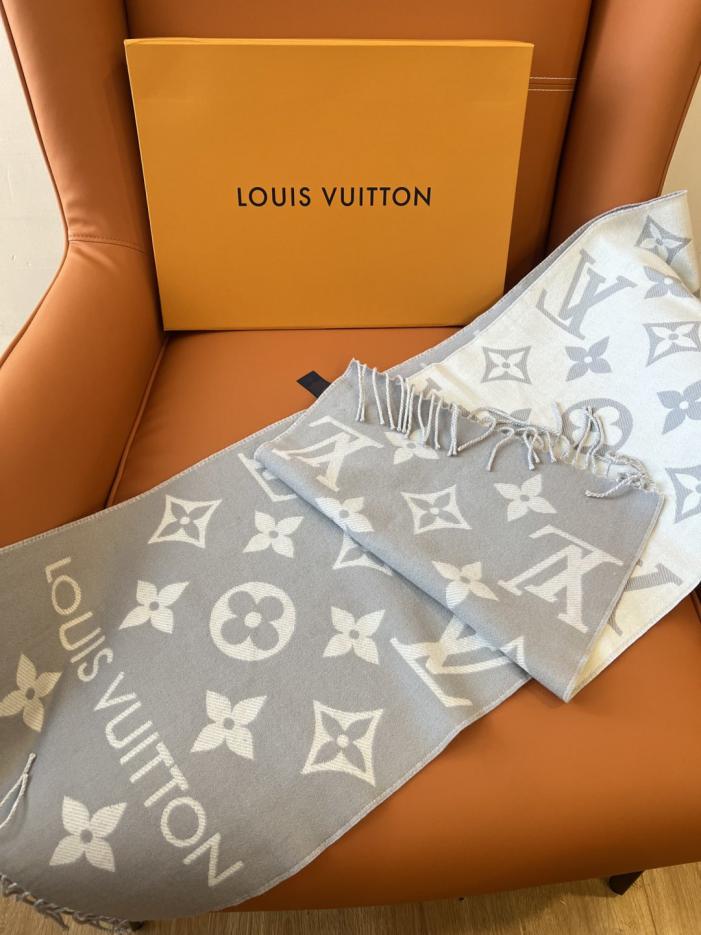 designer,replica,clothing,fake,1:1,lv,luxury,high quality LV ESSENTIAL scarf, elongated classic Monogram pattern scarf (BHR1Y) designer,replica,clothing,fake,1:1,lv,luxury,high quality LV ESSENTIAL scarf, elongated classic Monogram pattern scarf (BHR1Y)