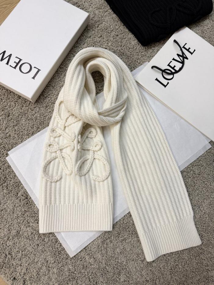 designer,replica,clothing,fake,1:1,lv,luxury,high quality LOEWE Solid Color Large Logo Cashmere Knitted Long Scarf, New Style, Unisex (L22ZM) designer,replica,clothing,fake,1:1,lv,luxury,high quality LOEWE Solid Color Large Logo Cashmere Knitted Long Scarf, New Style, Unisex (L22ZM)