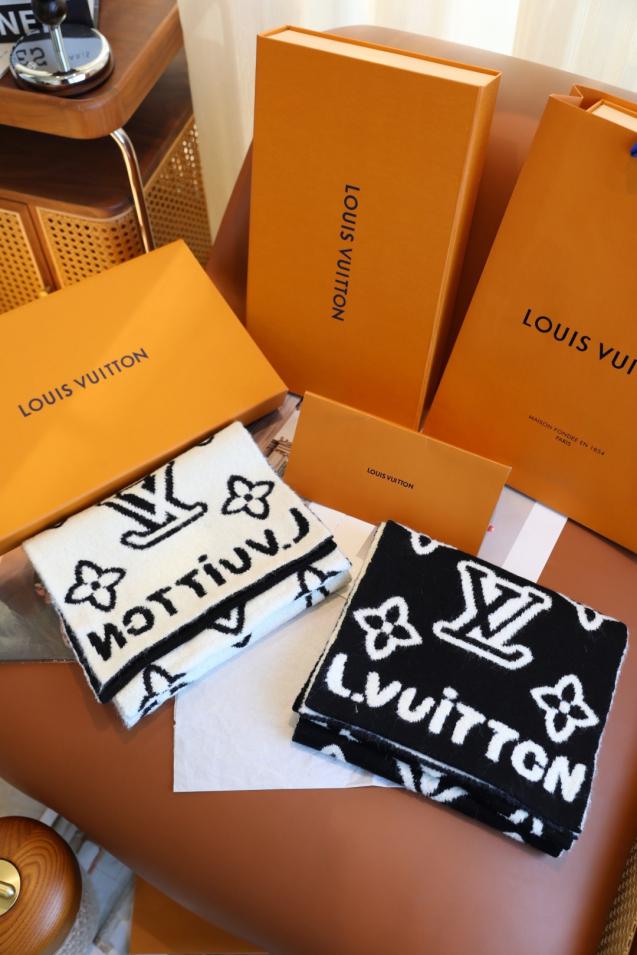 designer,replica,clothing,fake,1:1,lv,luxury,high quality LV comic book black label knitted scarf (56SMT) designer,replica,clothing,fake,1:1,lv,luxury,high quality LV comic book black label knitted scarf (56SMT)