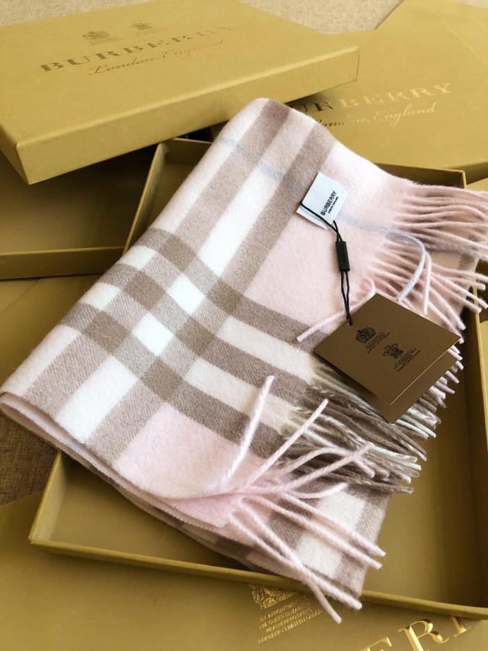 designer,replica,clothing,fake,1:1,lv,luxury,high quality Light pink Burberry deep wave pattern classic cashmere check scarf (SSLE6) designer,replica,clothing,fake,1:1,lv,luxury,high quality Light pink Burberry deep wave pattern classic cashmere check scarf (SSLE6)