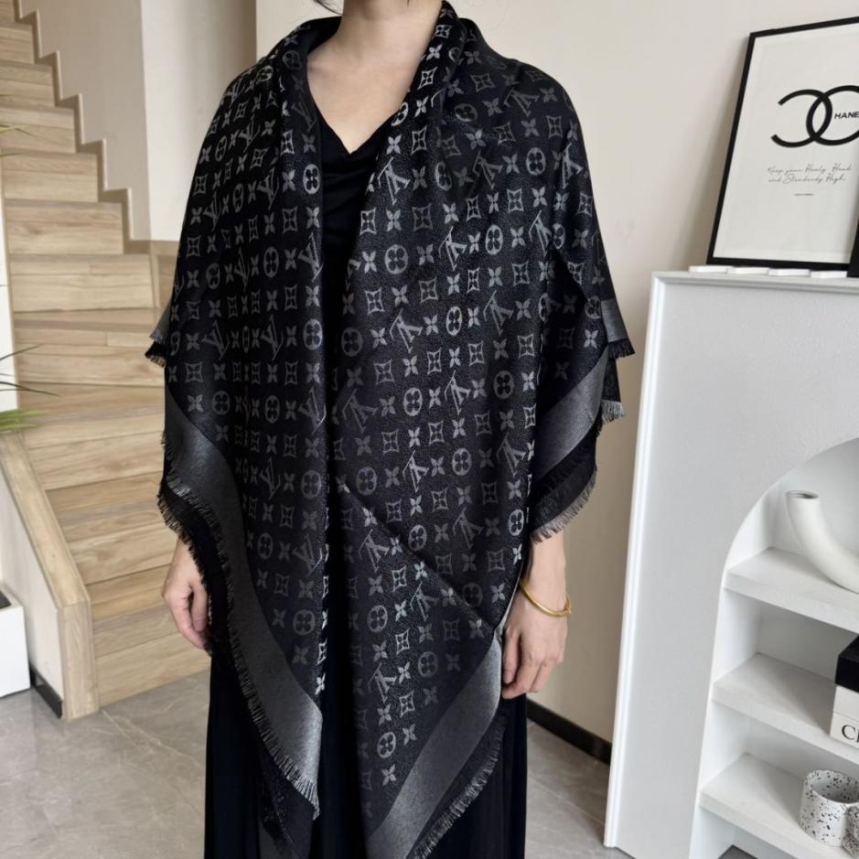 designer,replica,clothing,fake,1:1,lv,luxury,high quality LV square scarf/shawl – classic gold thread paired with a silk-wool blend (X55N3) designer,replica,clothing,fake,1:1,lv,luxury,high quality LV square scarf/shawl – classic gold thread paired with a silk-wool blend (X55N3)
