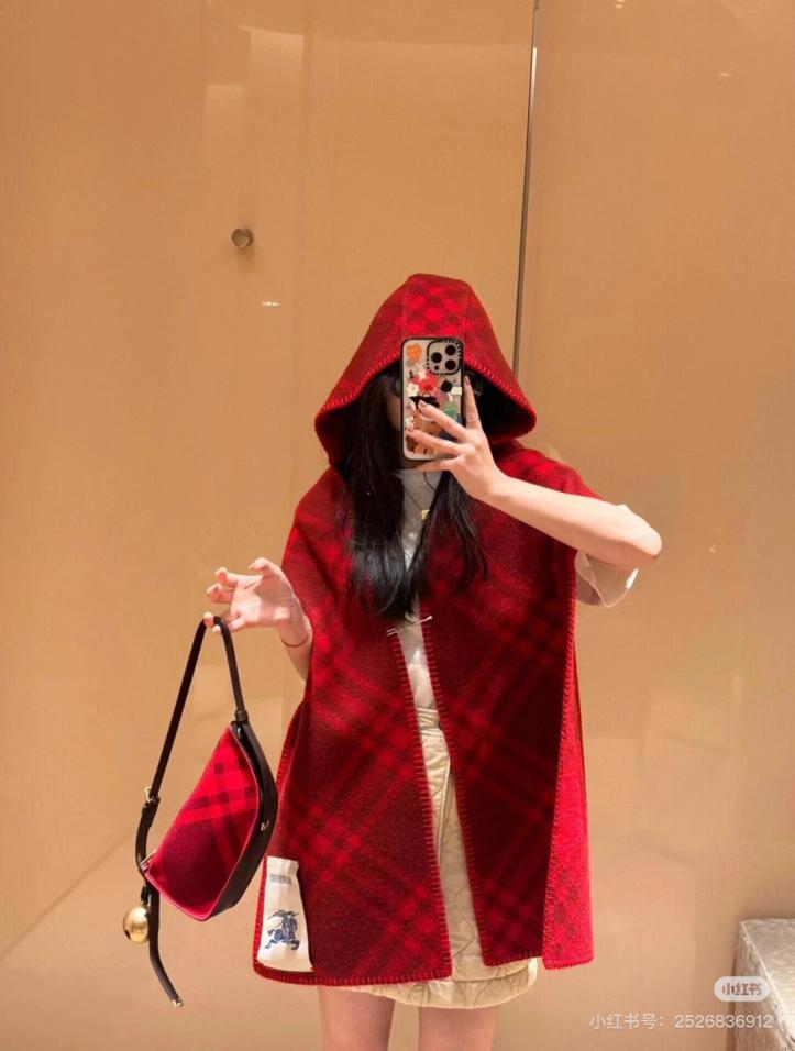 designer,replica,clothing,fake,1:1,lv,luxury,high quality Burberry unisex knight check reversible hooded scarf (6D64O) designer,replica,clothing,fake,1:1,lv,luxury,high quality Burberry unisex knight check reversible hooded scarf (6D64O)
