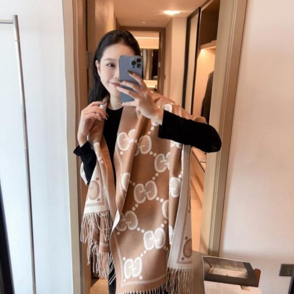 designer,replica,clothing,fake,1:1,lv,luxury,high quality The latest Gucci scarf from the boutique (IMIKH)