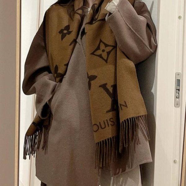 designer,replica,clothing,fake,1:1,lv,luxury,high quality LV scarf (AK077)