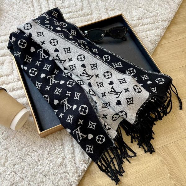 designer,replica,clothing,fake,1:1,lv,luxury,high quality Latest Chanel scarf from the official website (QWQRQ)