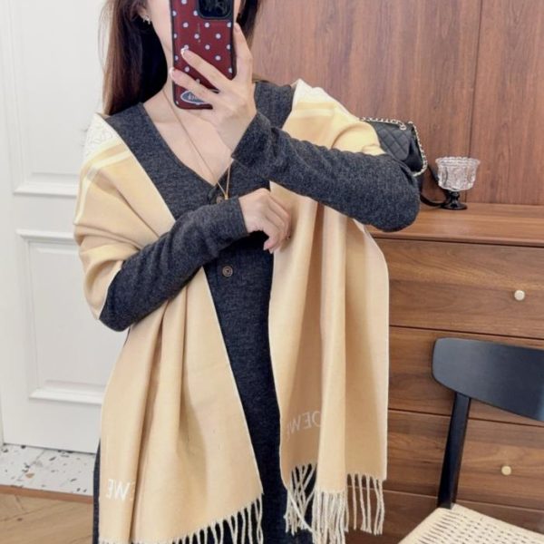 designer,replica,clothing,fake,1:1,lv,luxury,high quality Chanel Fall/Winter Unisex High-End Cashmere Knit Scarf (03979)