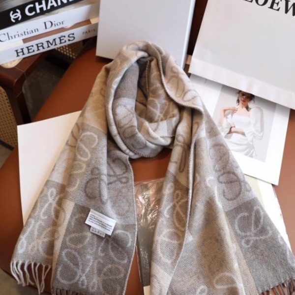 designer,replica,clothing,fake,1:1,lv,luxury,high quality LOEWE Two-Tone Checkerboard Wool and Cashmere Blend Scarf (JFVZH)