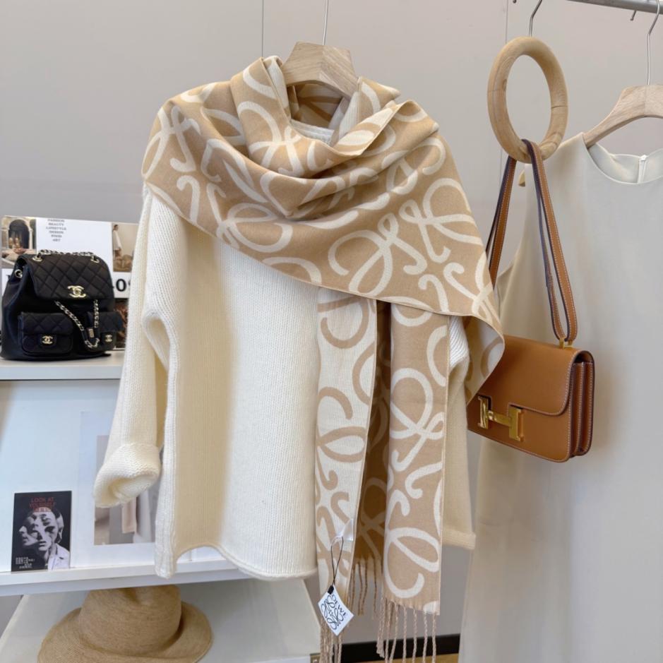 designer,replica,clothing,fake,1:1,lv,luxury,high quality LOEWE (Wool Version) Scarf (EWZR4) designer,replica,clothing,fake,1:1,lv,luxury,high quality LOEWE (Wool Version) Scarf (EWZR4)