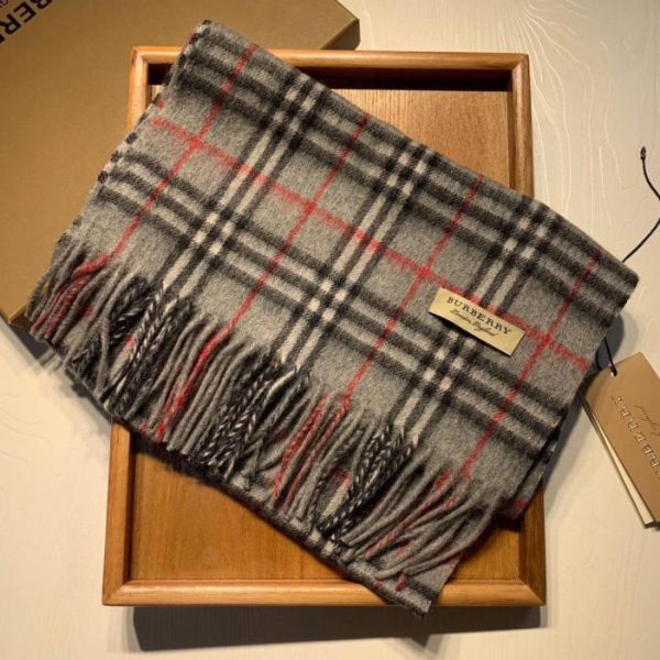 designer,replica,clothing,fake,1:1,lv,luxury,high quality Burberry quilted fleece scarf (8ZBL1)