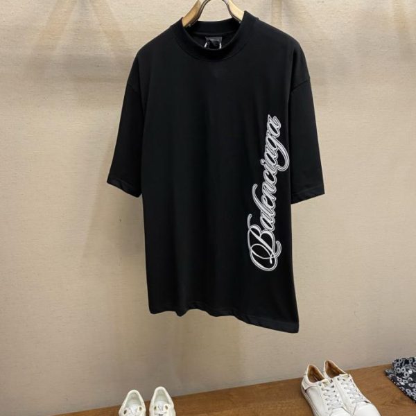 designer,replica,clothing,fake,1:1,lv,luxury,high quality Balenciaga Crew Neck Cotton Short-Sleeve T-Shirt with Embroidered Cursive Letters (7LZZ4)