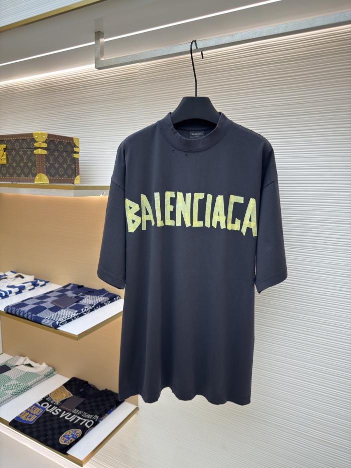 designer,replica,clothing,fake,1:1,lv,luxury,high quality Balenciaga masking tape short-sleeved T-shirt (U5FB2) designer,replica,clothing,fake,1:1,lv,luxury,high quality Balenciaga masking tape short-sleeved T-shirt (U5FB2)