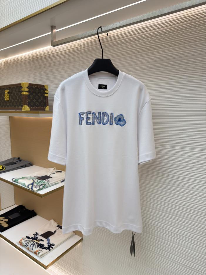 designer,replica,clothing,fake,1:1,lv,luxury,high quality Fendi Embroidered Hand-Painted Logo Short-Sleeve T-Shirt (S8ZFG) designer,replica,clothing,fake,1:1,lv,luxury,high quality Fendi Embroidered Hand-Painted Logo Short-Sleeve T-Shirt (S8ZFG)