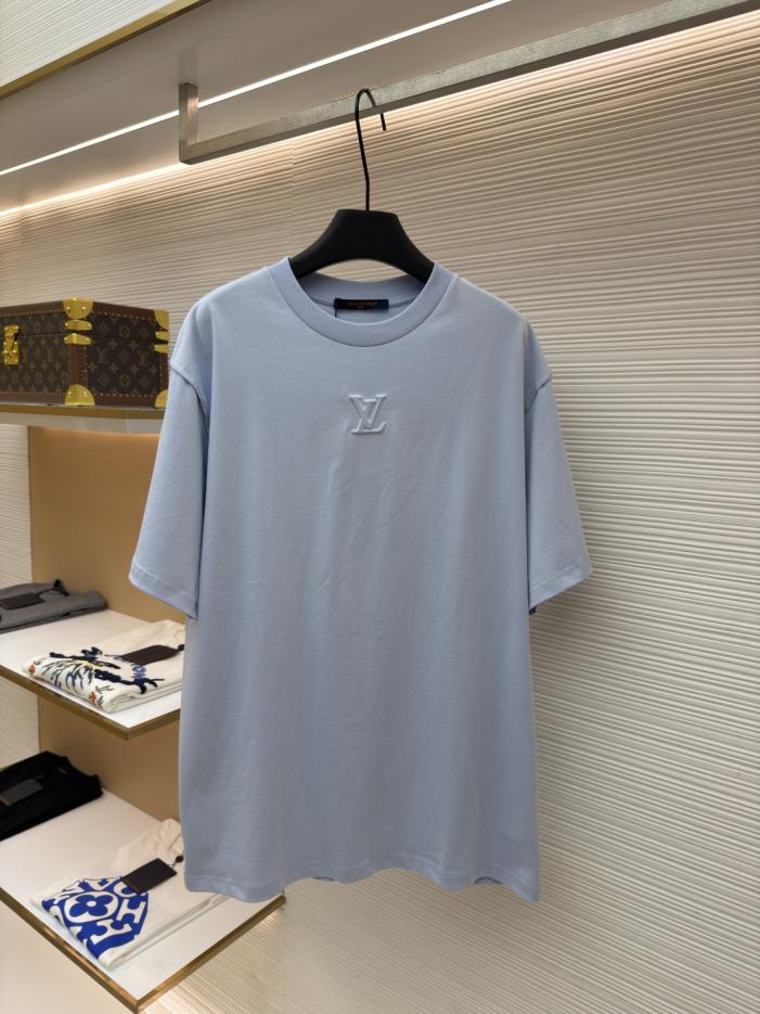designer,replica,clothing,fake,1:1,lv,luxury,high quality LOUIS VUITTON Embossed Label T-Shirt (9WR2V) designer,replica,clothing,fake,1:1,lv,luxury,high quality LOUIS VUITTON Embossed Label T-Shirt (9WR2V)