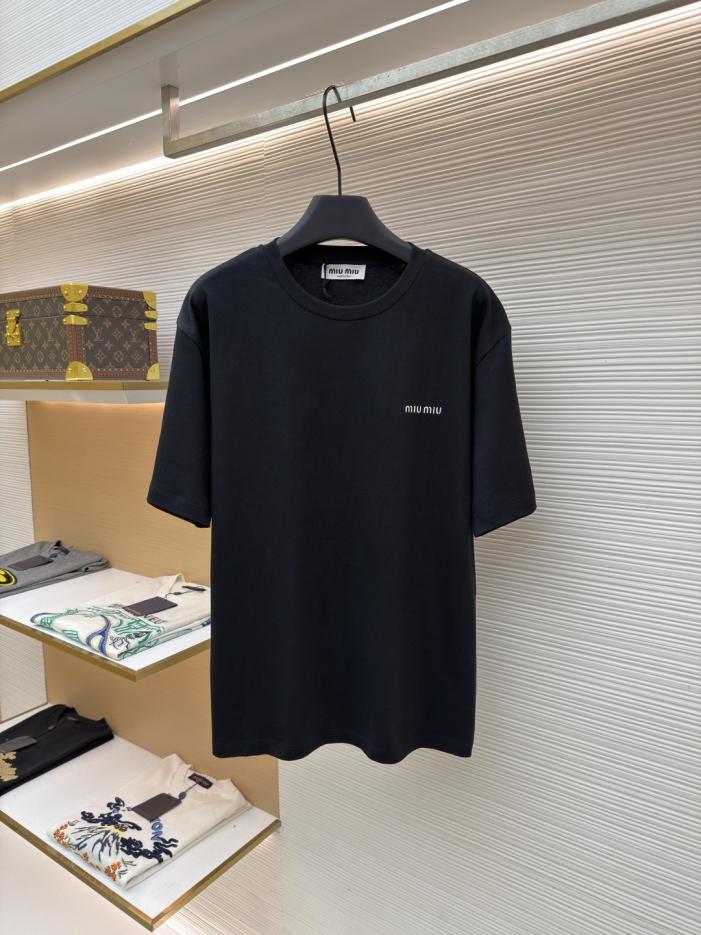 designer,replica,clothing,fake,1:1,lv,luxury,high quality MIUMIU Embroidered Logo Short-Sleeve T-Shirt (RSVHO) designer,replica,clothing,fake,1:1,lv,luxury,high quality MIUMIU Embroidered Logo Short-Sleeve T-Shirt (RSVHO)