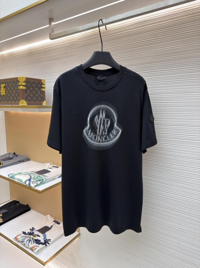 designer,replica,clothing,fake,1:1,lv,luxury,high quality Moncler logo print blurred short-sleeved T-shirt (RS92W) designer,replica,clothing,fake,1:1,lv,luxury,high quality Moncler logo print blurred short-sleeved T-shirt (RS92W)