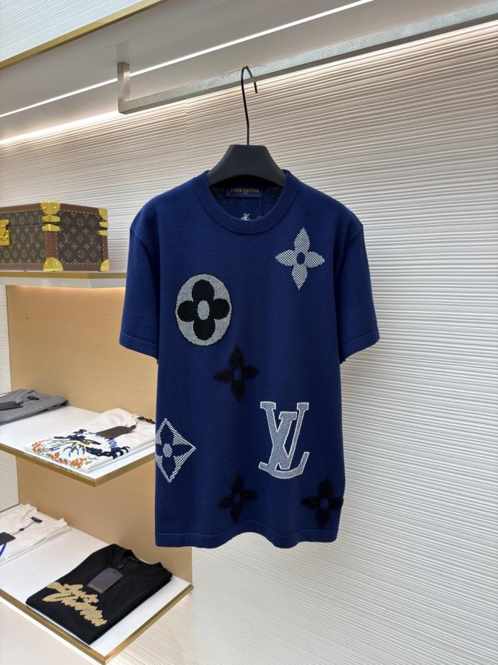 designer,replica,clothing,fake,1:1,lv,luxury,high quality LOUIS VUITTON SKI Ski Collection Knitted Intarsia Crew Neck Short Sleeve T-Shirt (V5ORR) designer,replica,clothing,fake,1:1,lv,luxury,high quality LOUIS VUITTON SKI Ski Collection Knitted Intarsia Crew Neck Short Sleeve T-Shirt (V5ORR)