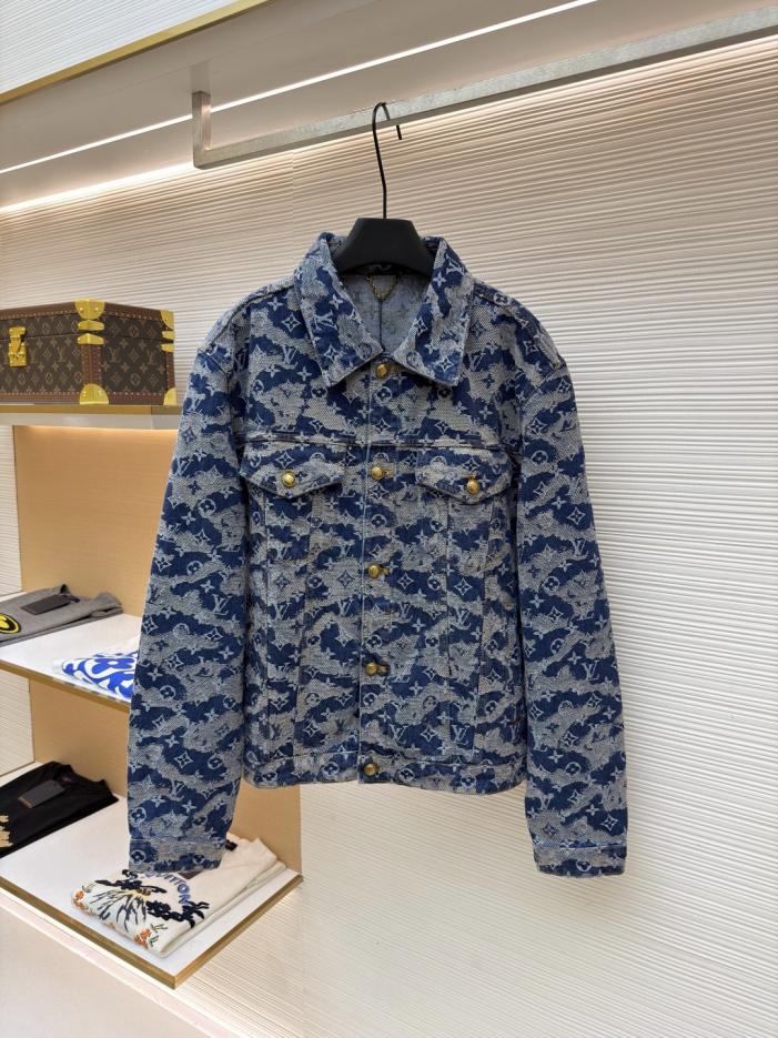 designer,replica,clothing,fake,1:1,lv,luxury,high quality LOUIS VUITTON Lettering Jacquard Denim Jacket (JBG5S) designer,replica,clothing,fake,1:1,lv,luxury,high quality LOUIS VUITTON Lettering Jacquard Denim Jacket (JBG5S)