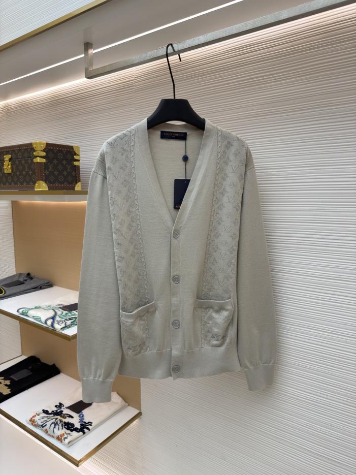 designer,replica,clothing,fake,1:1,lv,luxury,high quality LOUIS VUITTON Letter Perforated Jacquard Patchwork Knit Cardigan Sweater (QDFER) designer,replica,clothing,fake,1:1,lv,luxury,high quality LOUIS VUITTON Letter Perforated Jacquard Patchwork Knit Cardigan Sweater (QDFER)