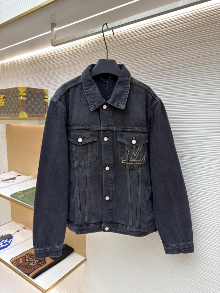 designer,replica,clothing,fake,1:1,lv,luxury,high quality LOUIS VUITTON Denim Jacket with Washed and Embroidered Design (3AG2W) designer,replica,clothing,fake,1:1,lv,luxury,high quality LOUIS VUITTON Denim Jacket with Washed and Embroidered Design (3AG2W)