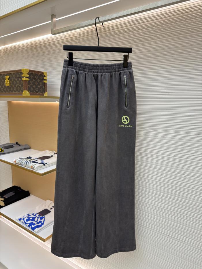 designer,replica,clothing,fake,1:1,lv,luxury,high quality Acne Studios Distressed Logo Pants, Style Code 1682336-B10(ZI9RD) designer,replica,clothing,fake,1:1,lv,luxury,high quality Acne Studios Distressed Logo Pants, Style Code 1682336-B10(ZI9RD)