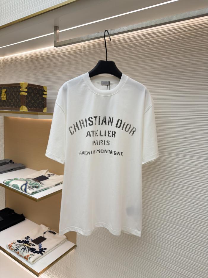 designer,replica,clothing,fake,1:1,lv,luxury,high quality Dior Atelier Designer Collection Letter Print Short-Sleeve T-Shirt, Item No. 1683300-X90 (7NM39) designer,replica,clothing,fake,1:1,lv,luxury,high quality Dior Atelier Designer Collection Letter Print Short-Sleeve T-Shirt, Item No. 1683300-X90 (7NM39)