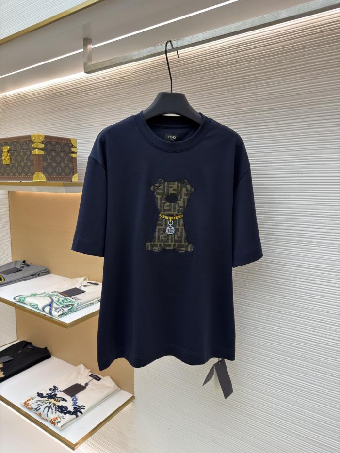 designer,replica,clothing,fake,1:1,lv,luxury,high quality Fendi monogram FF dog short-sleeved shirt, item number 1682699-A00(05M91) designer,replica,clothing,fake,1:1,lv,luxury,high quality Fendi monogram FF dog short-sleeved shirt, item number 1682699-A00(05M91)