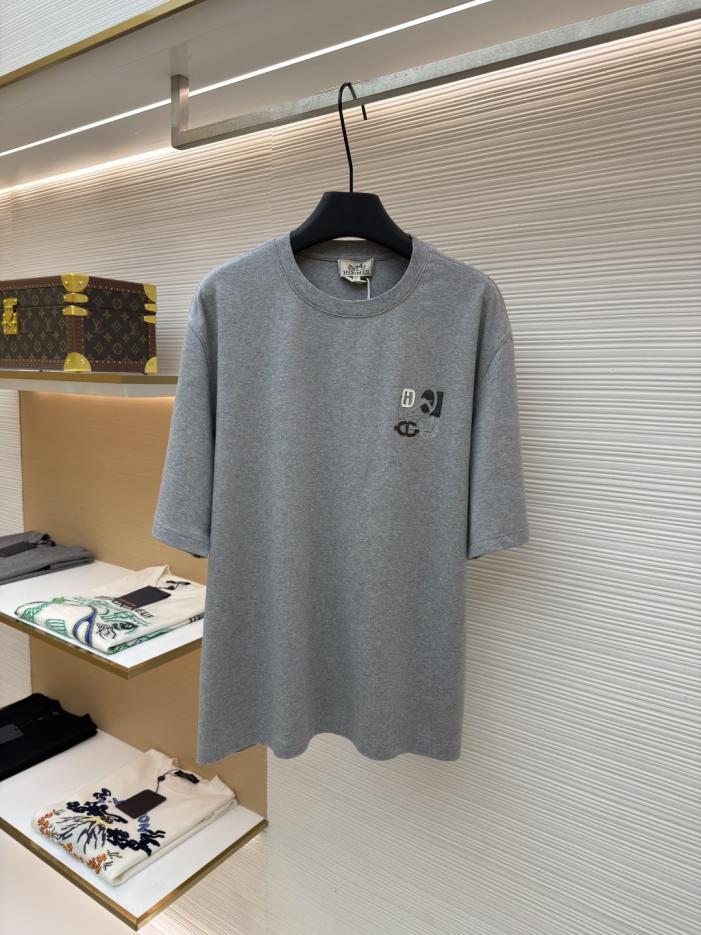 designer,replica,clothing,fake,1:1,lv,luxury,high quality Hermes Paris Appliquéd Leather Short-Sleeve T-Shirt, Item No. 1682957-X95(5Z6K4) designer,replica,clothing,fake,1:1,lv,luxury,high quality Hermes Paris Appliquéd Leather Short-Sleeve T-Shirt, Item No. 1682957-X95(5Z6K4)