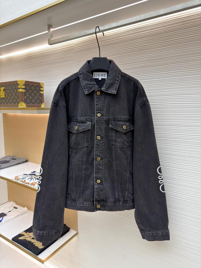 designer,replica,clothing,fake,1:1,lv,luxury,high quality Loewe Anagram Denim Jacket, Item No. 1680407-B90(GSW4A) designer,replica,clothing,fake,1:1,lv,luxury,high quality Loewe Anagram Denim Jacket, Item No. 1680407-B90(GSW4A)