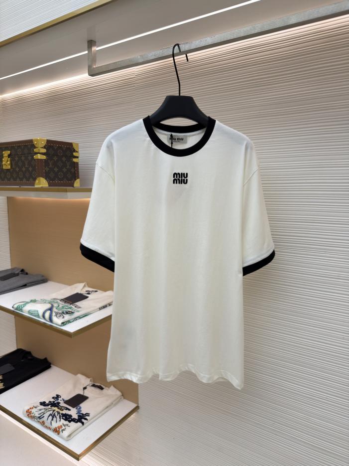 designer,replica,clothing,fake,1:1,lv,luxury,high quality MIU MIU Embroidered Logo Short-Sleeve T-Shirt, Item No. 1683183-X85(NF9LG) designer,replica,clothing,fake,1:1,lv,luxury,high quality MIU MIU Embroidered Logo Short-Sleeve T-Shirt, Item No. 1683183-X85(NF9LG)