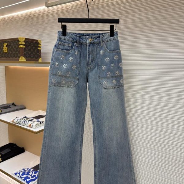 designer,replica,clothing,fake,1:1,lv,luxury,high quality LOUIS VUITTON Pocket Letter Sequin Jacquard High-Waisted Flared Jeans [Women’s] Item No. 1682407-B40(WYJIX)
