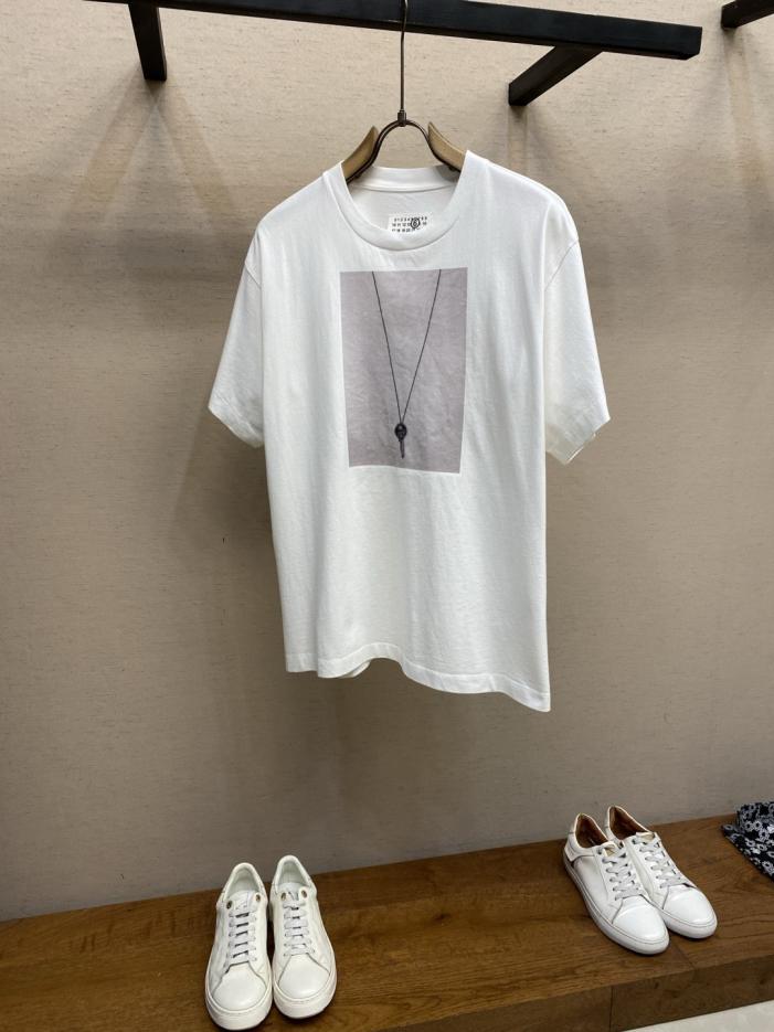 designer,replica,clothing,fake,1:1,lv,luxury,high quality MM6 Key Print Short-Sleeve T-Shirt (ZJQSN) designer,replica,clothing,fake,1:1,lv,luxury,high quality MM6 Key Print Short-Sleeve T-Shirt (ZJQSN)