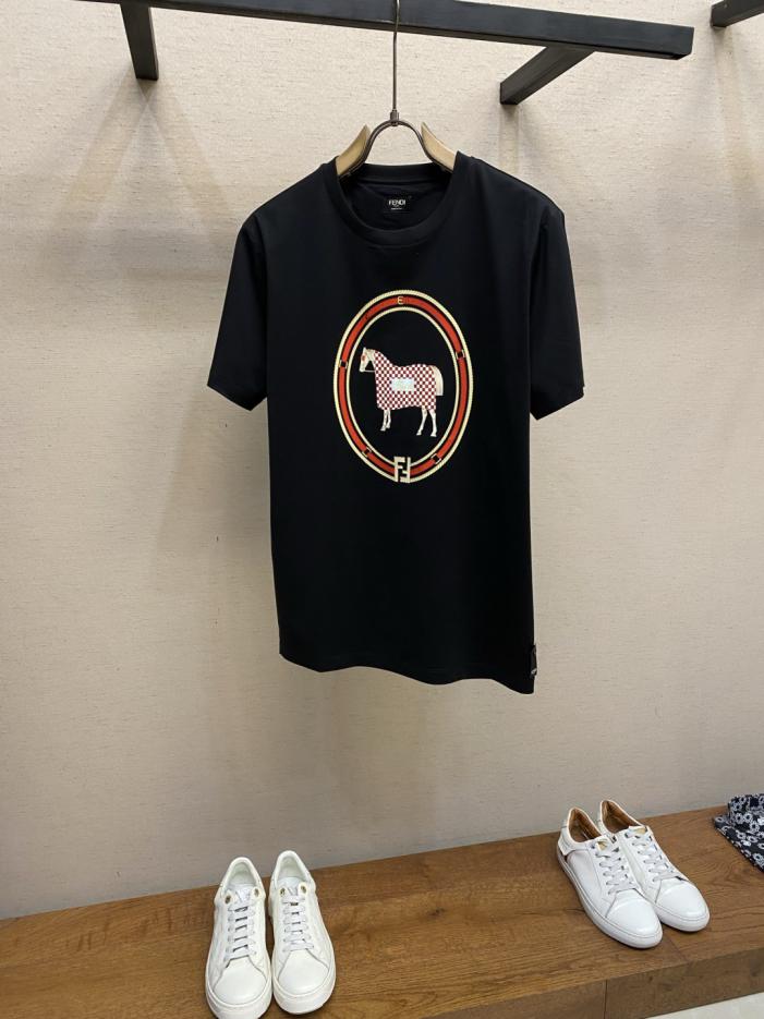 designer,replica,clothing,fake,1:1,lv,luxury,high quality Fendi New Printed Logo Short-Sleeve T-Shirt (XDBXU) designer,replica,clothing,fake,1:1,lv,luxury,high quality Fendi New Printed Logo Short-Sleeve T-Shirt (XDBXU)