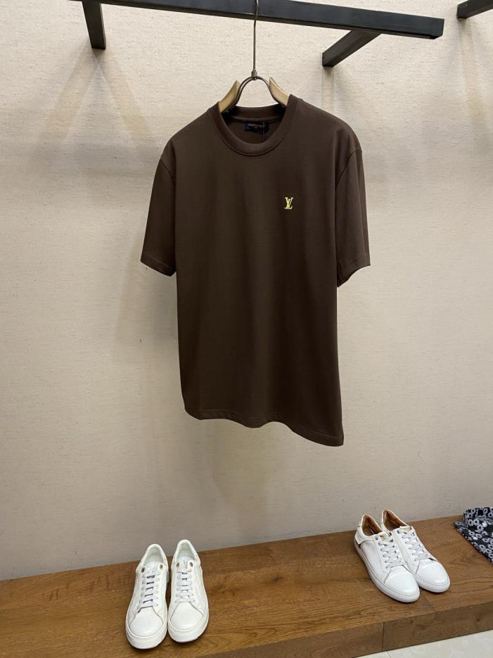 designer,replica,clothing,fake,1:1,lv,luxury,high quality Louis Vuitton Year of the Horse Limited Edition Classic Logo Embroidered Short-Sleeve T-Shirt (BF1QU) designer,replica,clothing,fake,1:1,lv,luxury,high quality Louis Vuitton Year of the Horse Limited Edition Classic Logo Embroidered Short-Sleeve T-Shirt (BF1QU)