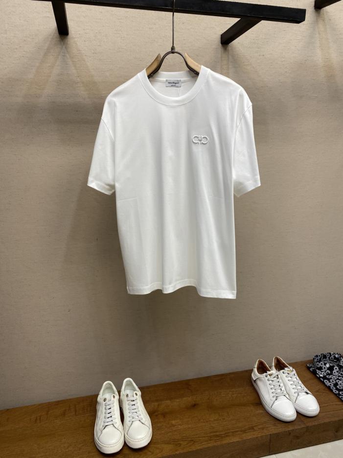 designer,replica,clothing,fake,1:1,lv,luxury,high quality Ferragam Classic Logo Embroidered Short-Sleeve T-Shirt for Couples (7RWDC) designer,replica,clothing,fake,1:1,lv,luxury,high quality Ferragam Classic Logo Embroidered Short-Sleeve T-Shirt for Couples (7RWDC)