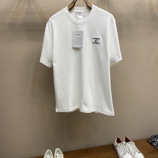 designer,replica,clothing,fake,1:1,lv,luxury,high quality CHANEL Vintage Gradient Color Embroidered Brand Lettering Short-Sleeve T-Shirt (22XZH)