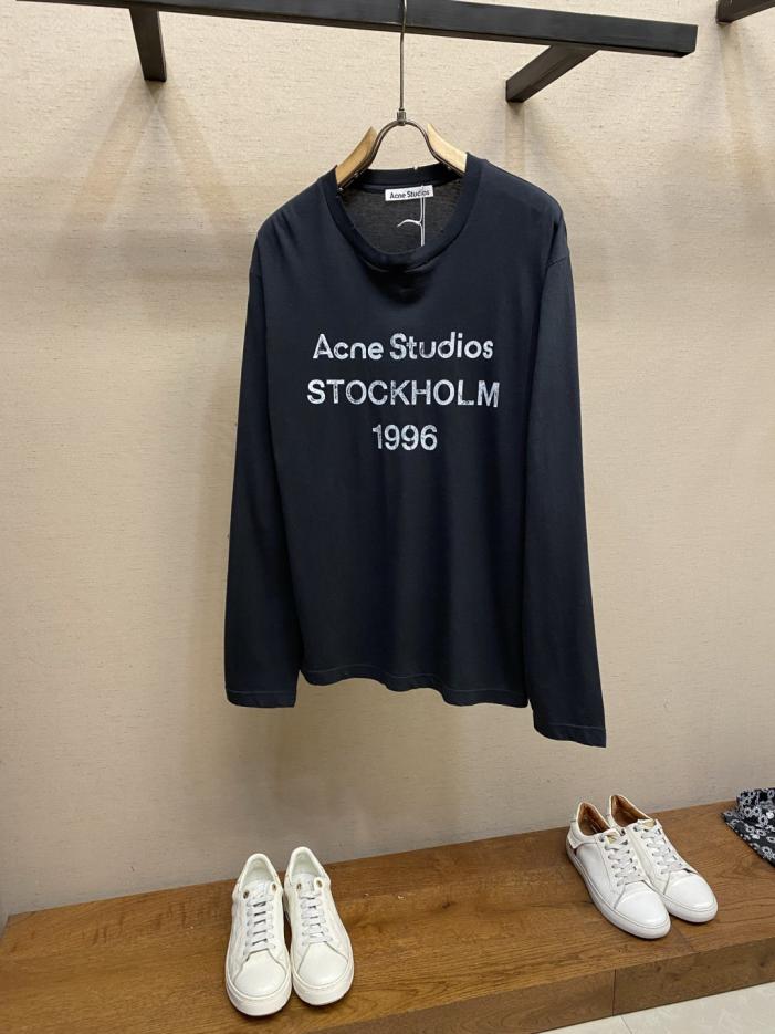designer,replica,clothing,fake,1:1,lv,luxury,high quality Acne Studios Early Spring Collection Retro Distressed Airbrush Damaged Long-Sleeve Badge Print T-Shirt (Q9Q4V) designer,replica,clothing,fake,1:1,lv,luxury,high quality Acne Studios Early Spring Collection Retro Distressed Airbrush Damaged Long-Sleeve Badge Print T-Shirt (Q9Q4V)