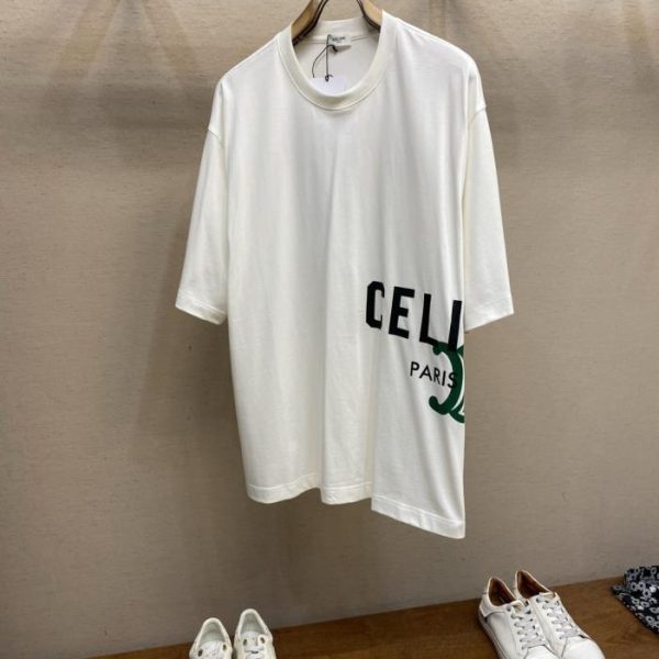 designer,replica,clothing,fake,1:1,lv,luxury,high quality Celine’s new round neck, pure cotton, loose-fitting short-sleeved shirt with contrasting logo print on the side. Stylish and eye-catching, loose fit, unisex (3IQQB)
