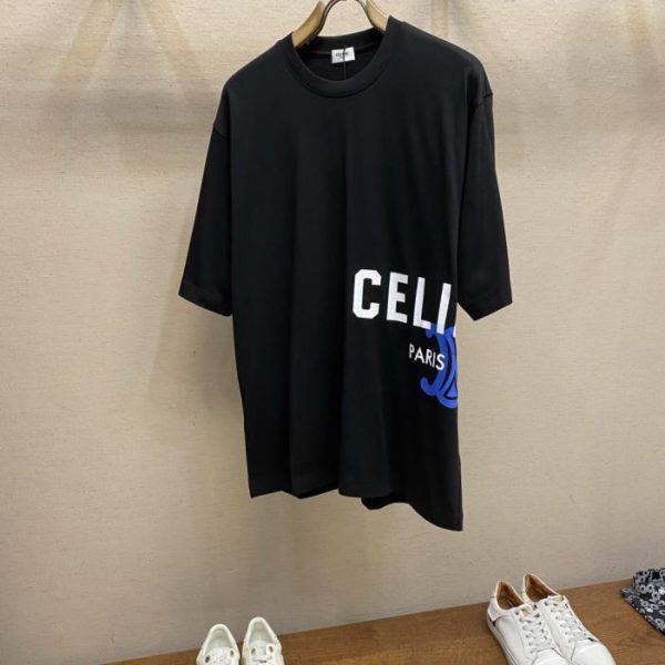 designer,replica,clothing,fake,1:1,lv,luxury,high quality Celine’s new round neck, pure cotton, loose-fitting short-sleeved T-shirt with contrasting logo print on the side. Stylish and eye-catching, loose fit, unisex (J4RN3)