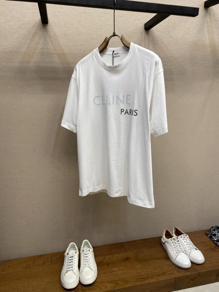 designer,replica,clothing,fake,1:1,lv,luxury,high quality Celine’s new summer collection features a round neck short-sleeved top in soft fabric with reverse print and small logo embroidery. Unisex style (Y5QK8). designer,replica,clothing,fake,1:1,lv,luxury,high quality Celine’s new summer collection features a round neck short-sleeved top in soft fabric with reverse print and small logo embroidery. Unisex style (Y5QK8).
